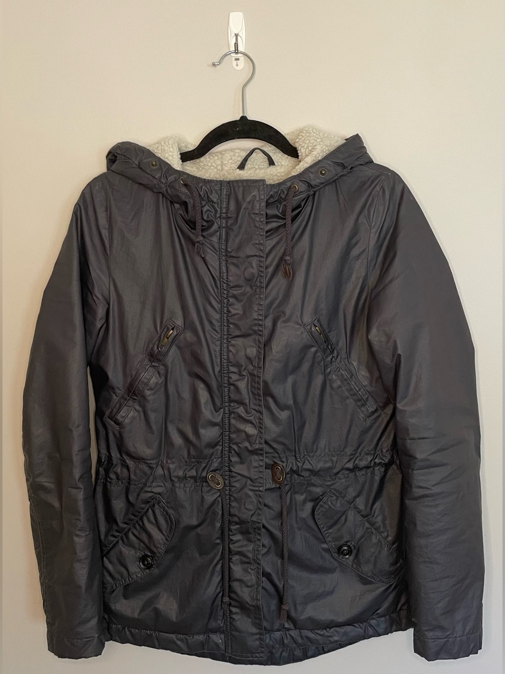 H&M L.O.G.G. Sherpa Lined Utility Jacket, Dark Gray/White, Size 6, EUC